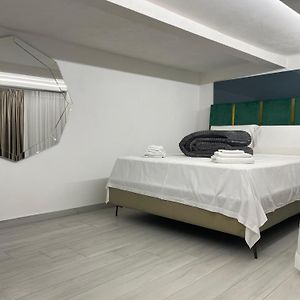 Private Bathroom Room